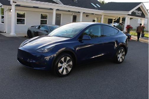 2023 Tesla Model Y Long Range Dual Motor All-Wheel Drive