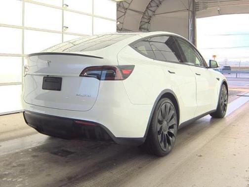 2022 Tesla Model Y Performance Dual Motor All-Wheel Drive