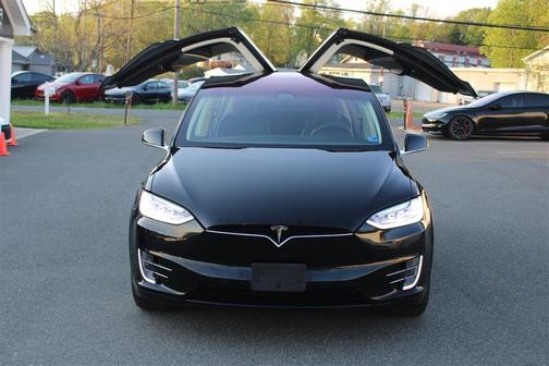 Obsidian Black Metallic 2017 Tesla Model X 75D