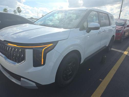 2025 Kia Carnival LXS