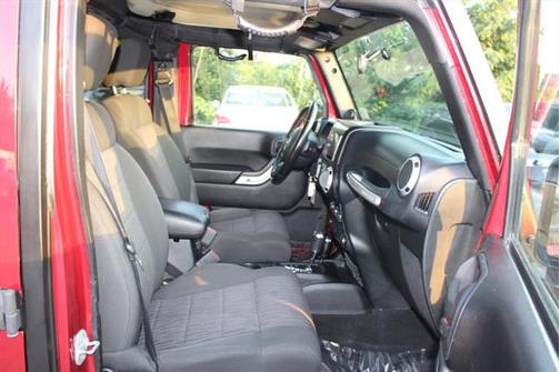 2012 Jeep Wrangler Unlimited Sahara