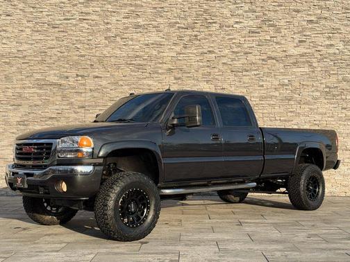 Gray 2005 GMC Sierra 3500