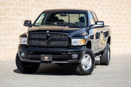 Black 2004 Dodge Ram 2500