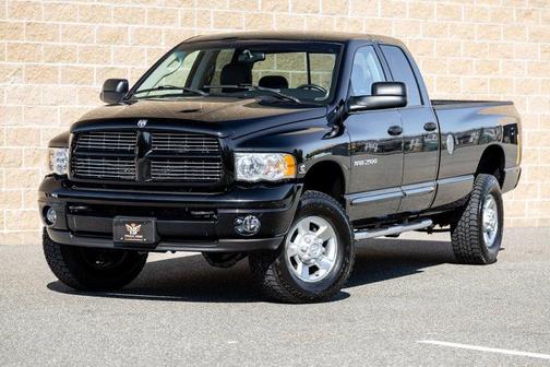 Black 2004 Dodge Ram 2500