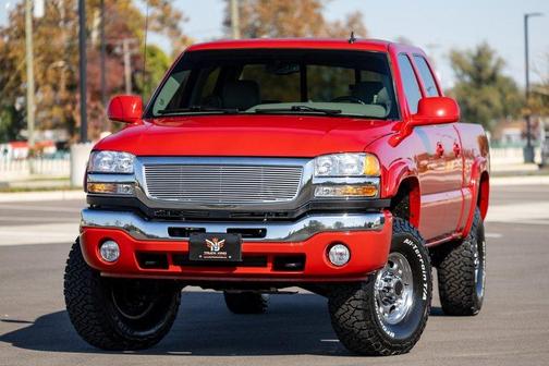 Red 2006 GMC Sierra 2500 SLT