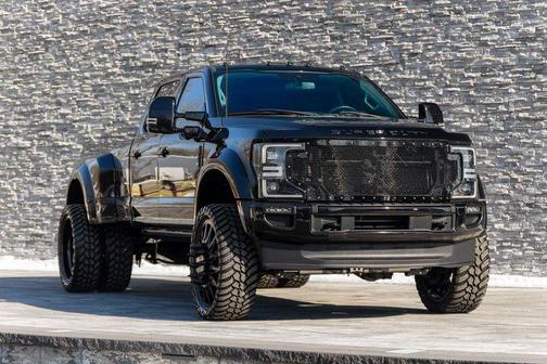 Black 2022 Ford F-450