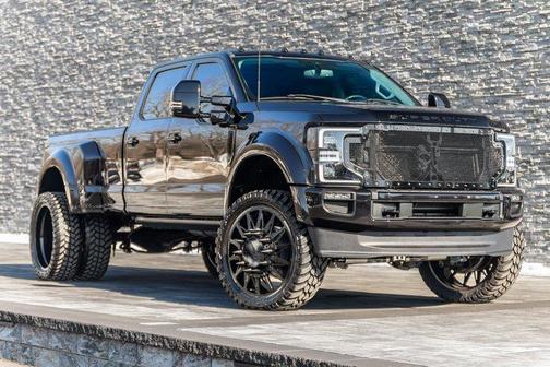 Black 2022 Ford F-450