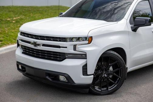 White 2021 Chevrolet Silverado 1500 RST