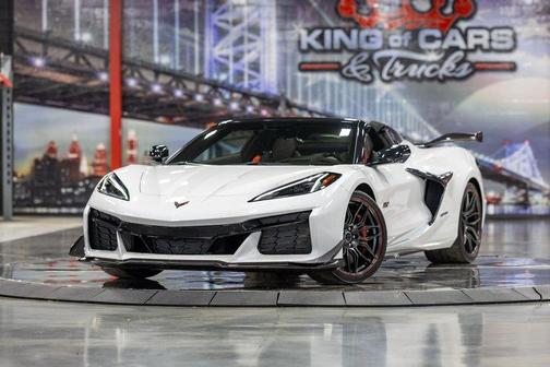 White 2023 Chevrolet Corvette Z06