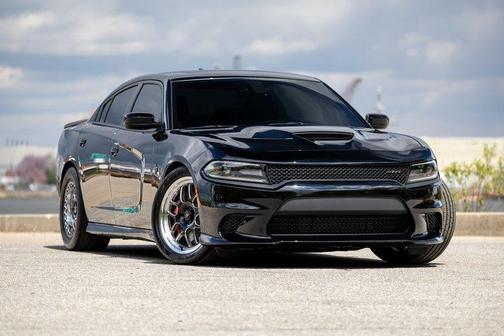Black 2016 Dodge Charger SRT Hellcat