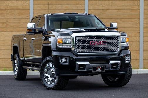 Black 2017 GMC Sierra 2500 Denali
