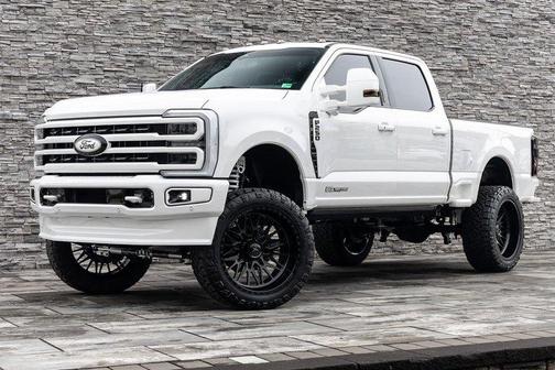 White 2023 Ford F-250 Platinum