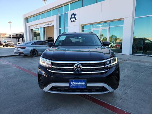 2022 Volkswagen Atlas 3.6 SE w/ Technology