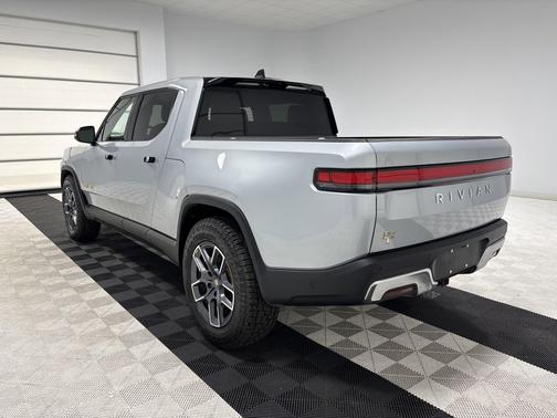 2023 Rivian R1T Adventure Quad Motor Large Pack
