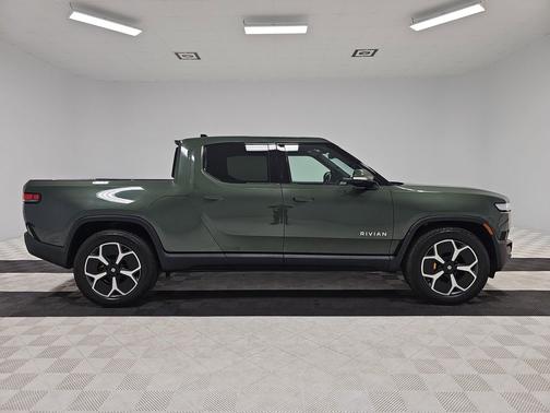 2022 Rivian R1T Adventure