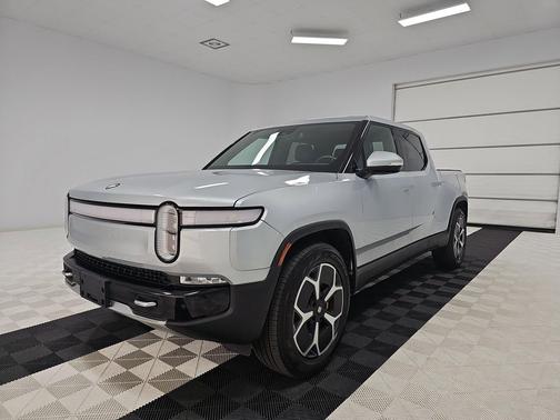 2023 Rivian R1T Adventure Quad Motor Large Pack