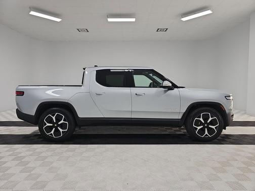 2023 Rivian R1T Adventure Quad Motor Large Pack
