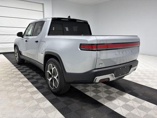 LA Silver 2024 Rivian R1T Adventure Package