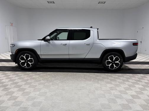 LA Silver 2024 Rivian R1T Adventure Package