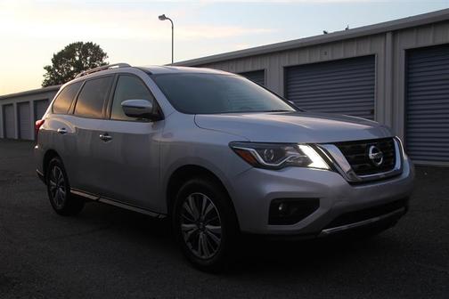 2019 Nissan Pathfinder SV