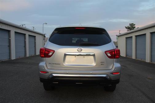 2019 Nissan Pathfinder SV