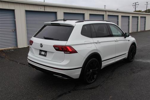2021 Volkswagen Tiguan 2.0T SE R-Line Black