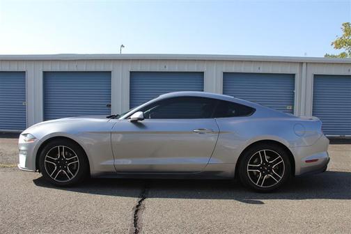 2020 Ford Mustang EcoBoost