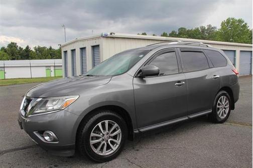2015 Nissan Pathfinder SV