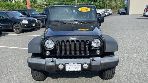 2016 Jeep Wrangler Sport