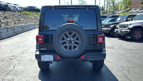 Black Clearcoat 2026 Jeep Wrangler Sport S