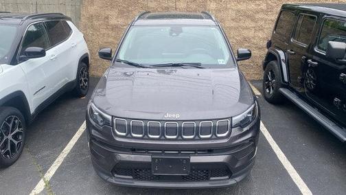 2022 Jeep Compass Latitude Lux