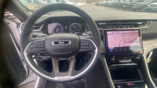 2025 Jeep Grand Cherokee Limited X