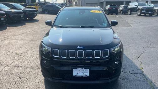 2022 Jeep Compass Latitude Lux