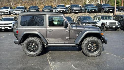 Granite Crystal Metallic Clearcoat 2025 Jeep Wrangler Willys