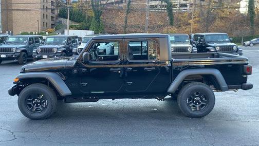 2026 Jeep Gladiator Sport