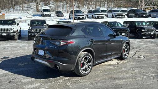 2024 Alfa Romeo Stelvio Ti