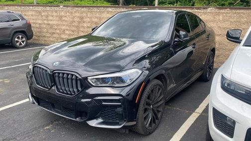 2022 BMW X6 M50i