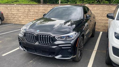 2022 BMW X6 M50i