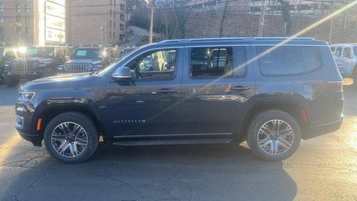 2025 Jeep Wagoneer Base