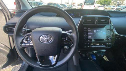 2021 Toyota Prius L
