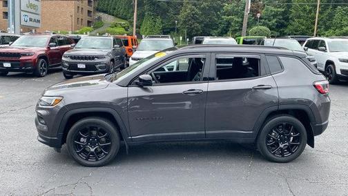 2022 Jeep Compass Latitude