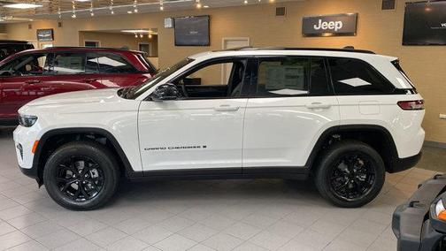 2025 Jeep Grand Cherokee Altitude