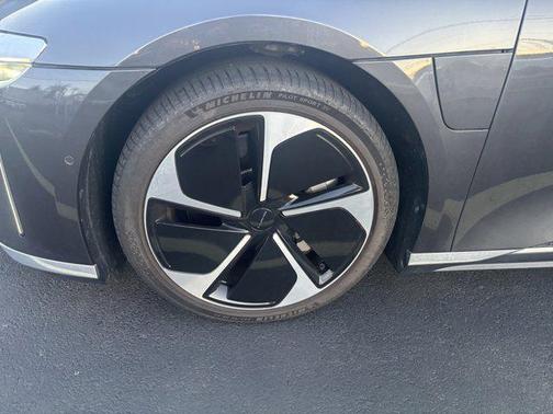 Quantum Gray Metallic 2023 Lucid Air Grand Touring