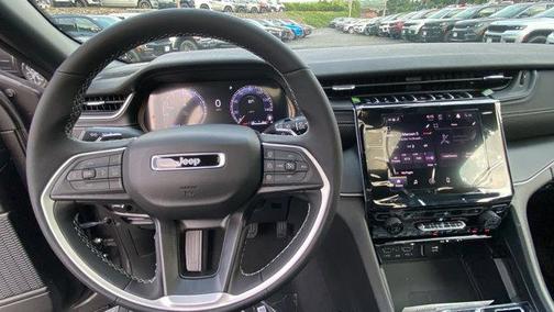 2025 Jeep Grand Cherokee L Altitude