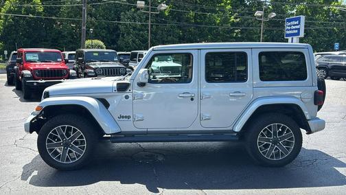 Silver Zynith Clearcoat 2024 Jeep Wrangler 4xe High Altitude