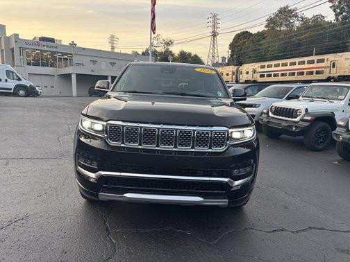 2022 Jeep Grand Wagoneer Series II 4x4