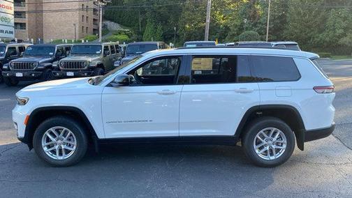 2025 Jeep Grand Cherokee L Laredo