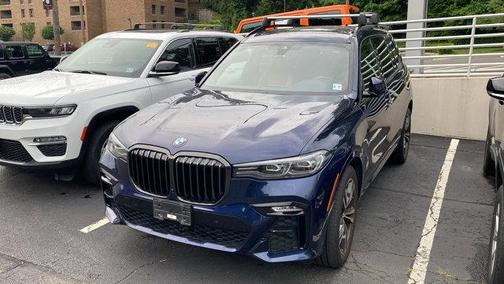 2022 BMW X7 xDrive40i