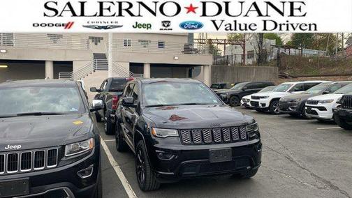 2022 Jeep Grand Cherokee Laredo