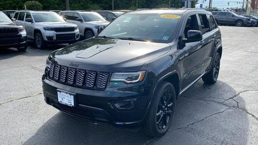 2022 Jeep Grand Cherokee Laredo